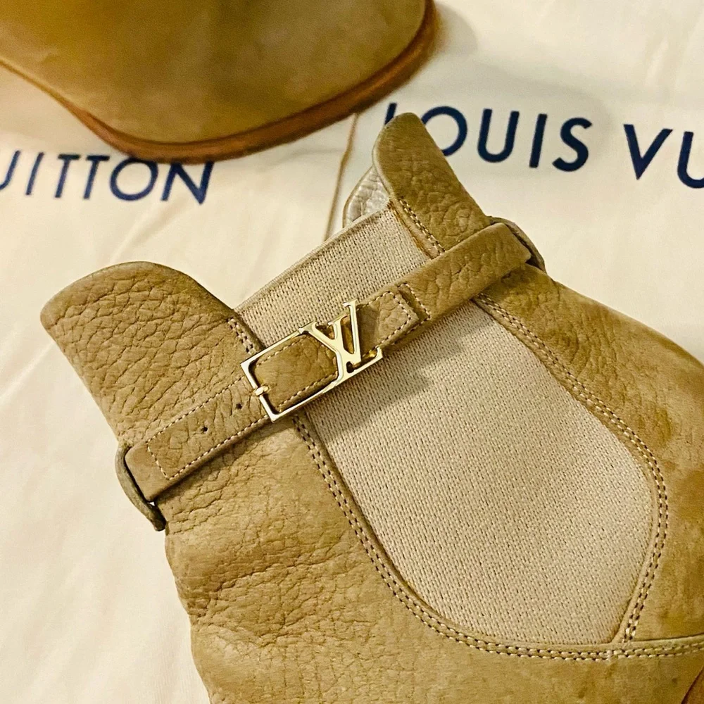Louis Vuitton Beige Suede Adventure Heeled Ankle Boots